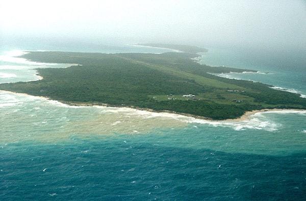 Promover turismo científico en Islas del Cisne y anular proyecto carcelario, piden al gobierno