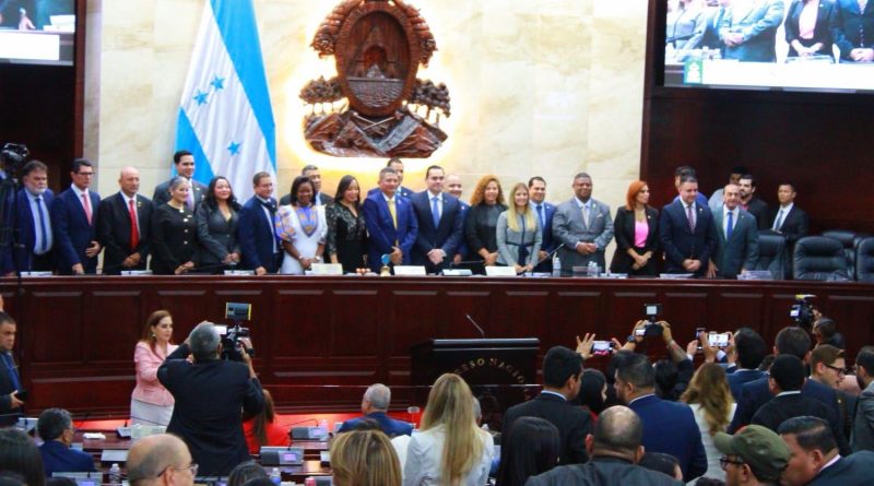 Aprueban reformas al Código Penal para endurecer penas a grupos pandilleros